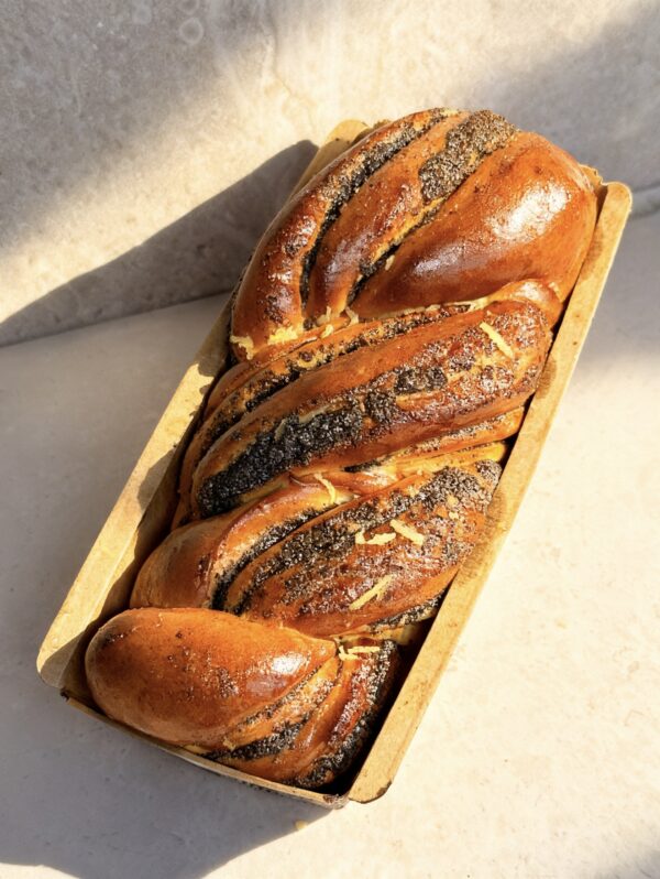 Бабка маковая